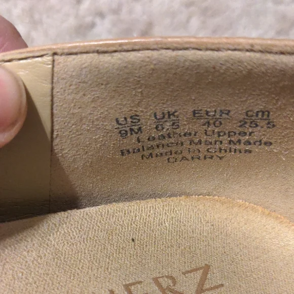 Naturalizer Women's Tan Platform Loafers - Picture 8 of 8